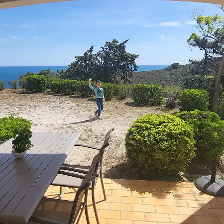 Seaview דירה